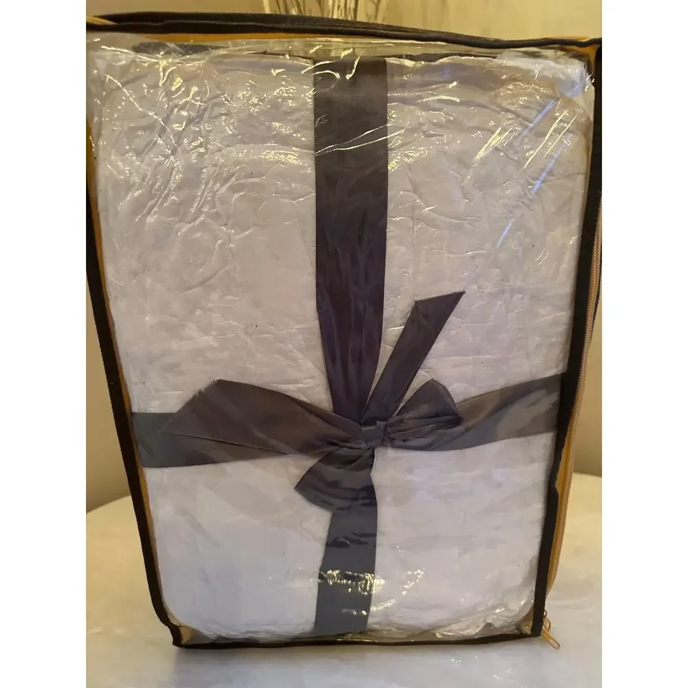 Dream Puff Queen White Overfilled Down Alternative Mattress Pad